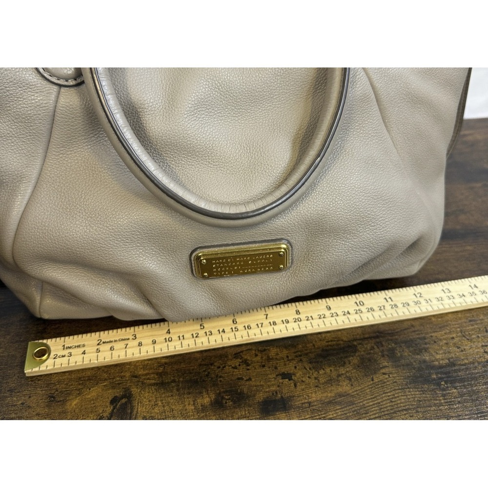 Marc Marc Jacobs Q Fran Tote Taupe Gray Pebbled Leather Shoulder Crossbody Bag - Picture 2 of 16